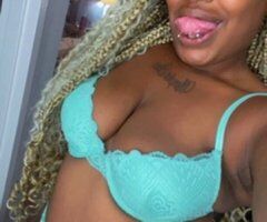 Jackson, MS Outcalls Only Female Escort — Throat-Focused Sessions - Image 3