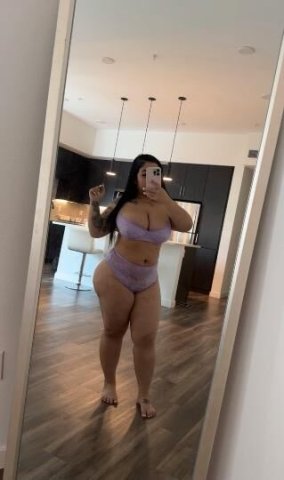 Charleston Female Escort — Snake Session - 1