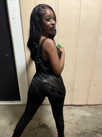 Raleigh-Durham Female Escort — deposit-ready visits with 50% deposit - 1