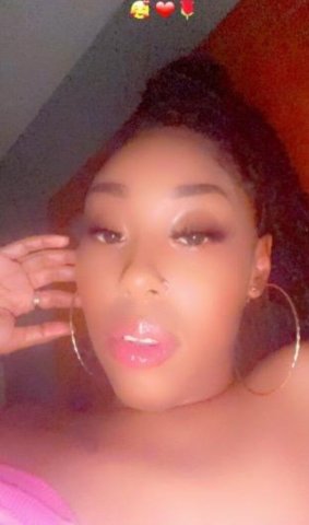 Petite Tucson Escort for Discreet Upscale Adult Encounters - 1