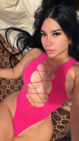 Odessa TX Latina escort disponible para un servicio sensual - 1
