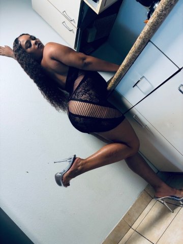 Beaumont Redbone Female Escort (Incalls & Outcalls) — Private Room - 1