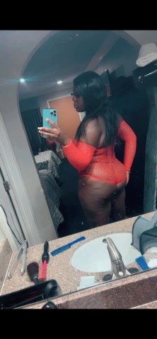 Warm ’n’ Creamy 19 — High Class Service, Oral & Exclusive Show (San Fernando Valley) - 1