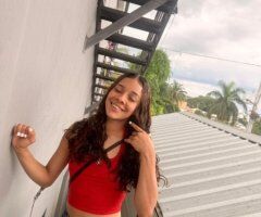 Hermosa dama dominicana — San Fernando Valley, CA (incall) - Image 3