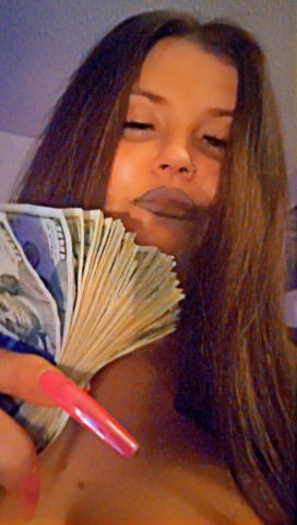 Bakersfield Female Escort — Pay2play - 1