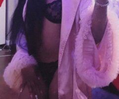 New in Cincinnati — Female Escort (Greek) for Massages & Dinner Dates - Image 3