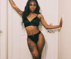 St. Louis escorts - St. Louis Incalls — Full Service Outcalls (Neck & Foot Massage Included)