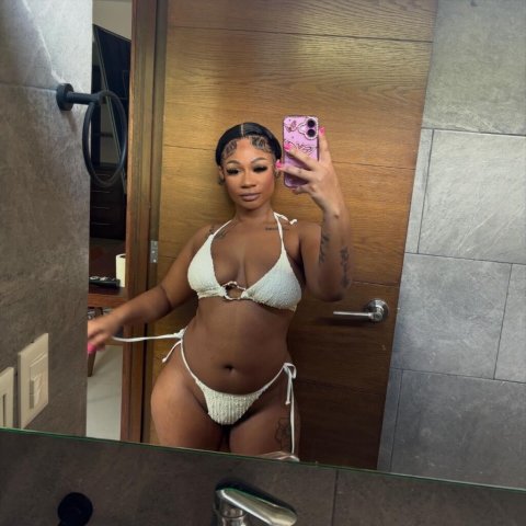 Meme (Modesto) — In-calls & outcalls only, erotic nuru + deep throat - 1
