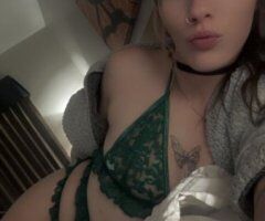 Baton Rouge escorts - Queen Mouth Machine (33) — Incall/Outcall Rates (Text Preferred)