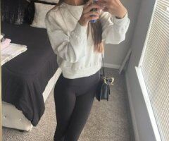 Beaumont escorts - Beaumont Companion Escort — petite 90 lbs with photos that match
