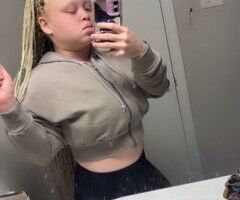 Houston Female Escort — CarPlay, Incalls/Outcalls, 2 Pops (24/7) - Image 5