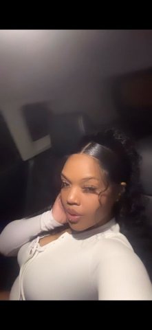 Kayla (27) — Safe, Clean Escort Sessions in Seattle, WA - 1