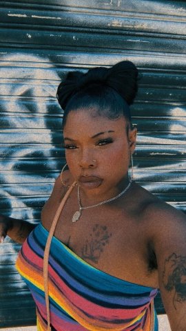 Brooklyn Female Escort — Outcalls with Transport, Verification via Snapchat/WhatsApp - 1