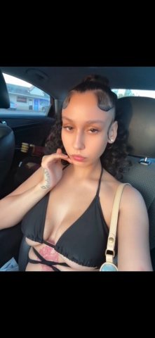 Discreet Cincinnati Female Escort — FaceTime/Snap/Duo Verify - 1