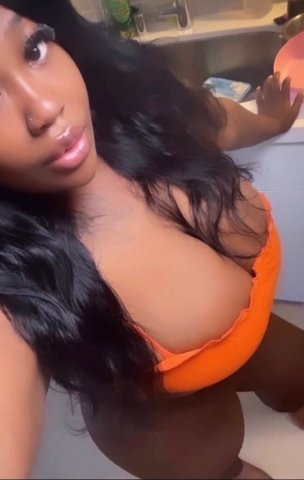 Outcall Only Las Vegas Female Escort — Big Bust Service - 1