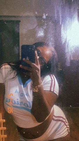 Baltimore Female Escort — outcalls only - 1