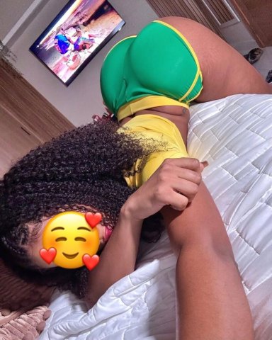 Philadelphia Solo In-Call Female Escort — Full Services - 1