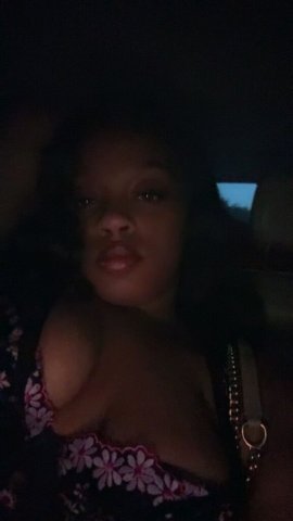 Outcalls or in your place — Fetish Friendly & Fit Shows (36) - 1
