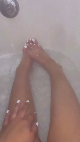 San Francisco Outcall Female Escort — short time in town - 1