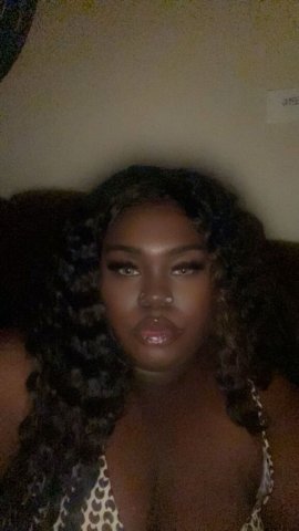 Sacramento Female Escort — Dominican Chocolate cardates & outcalls - 1