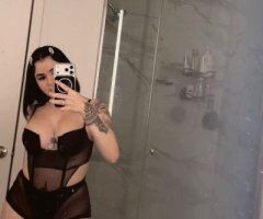 Chicago Female Escort — Party-focused meetups - Image 2