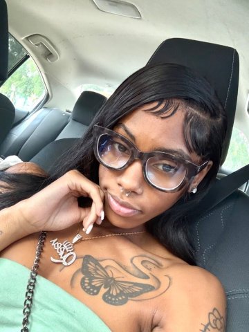 New Orleans Female Escort — Outcall hourly + Incalls, verified by Facetime - 1