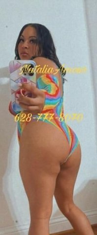 Natalia (29) — Spanish Barbie Escort with Foot Fetish - 1