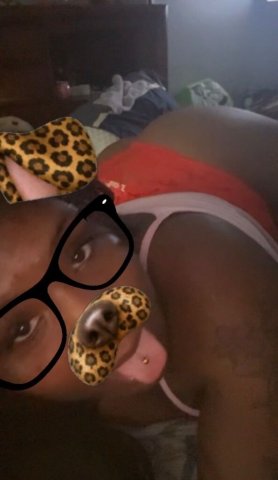 Thick pretty BBW with soft curves + foot fetish — outcalls & incall - 1
