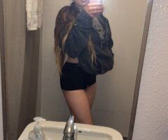 Incall Female Escort in the Hurstbourne area (Hotel) - Image 11