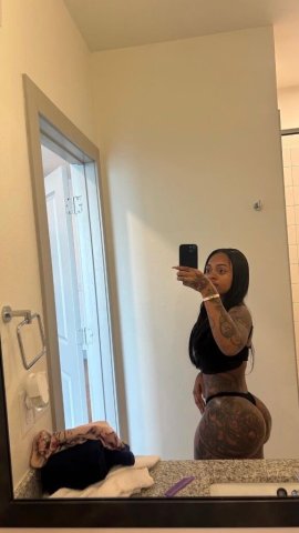 West Palm Beach Incall & Outcall Escort — QV & HHR Specials (Busty/Slender) - 1