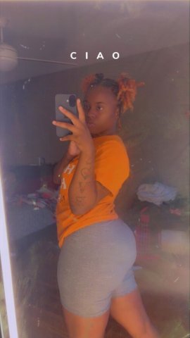 St. Louis Female Escort — hygiene-focused, picture verification, car date available - 1