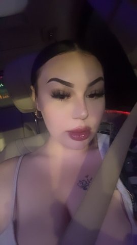 Pretty Italian (22) — San Francisco Out Calls - 1