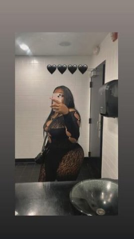 Pensacola FL Female Escort — In-calls & Outcalls (Saturday booking) - 1