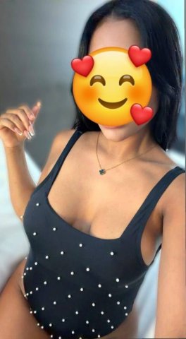 Latina Female Escort — available now - 1