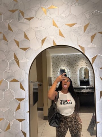 New Orleans Female Escort — Outcalls & Massage Specials - 1