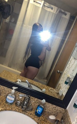 Incall Louisville Female Escort (Hotel in Hurstbourne Area) - 1