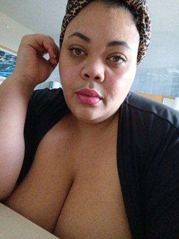 Green-eyed BBW (29) in Hampton, Virginia — content + video calls - 1