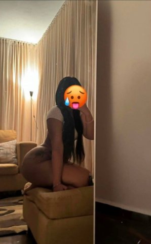 Miami Latina New Girl — Hot in-Bed Sex - 1