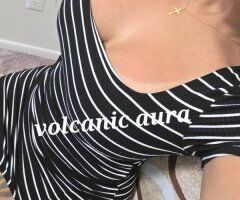 Volcanic Aura — terapias de piedras volcánicas con chicas latinas en Portland, Oregon - Image 3