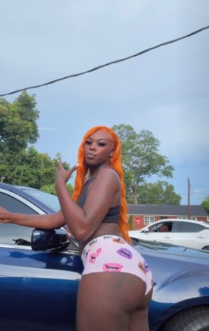 Mississippi Female Escort — classy, drama-free date vibes - 1