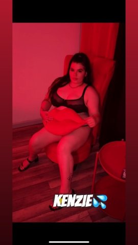 Kenzie (22) — Overbrook Area Female Escort - 1