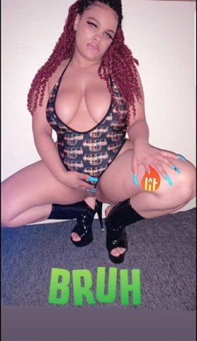 Cupcakes  Female Escort - 1