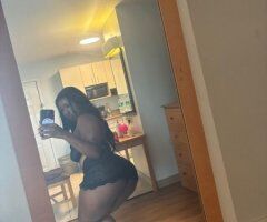 Oklahoma City Outcall Only Female Escort — Exotic Hotel Fun - Image 3