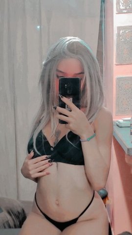 Salem, OR Latina Escort — joven delgada, estrecha y mojadita - 1