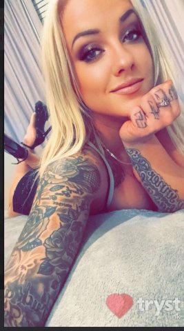 Minneapolis/St. Paul Outcall Female Escort — Outcall only & transportation required - 1
