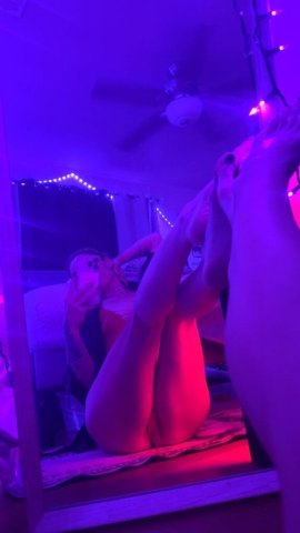 Austin Female Escort — Outcalls Only, Exclusive Snapchat Content - 1