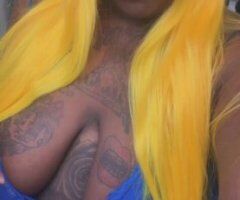 Milwaukee escorts - Milwaukee Female Escort — Incalls Only, Throat Goat & Deep Throat
