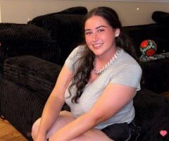 Minneapolis/St. Paul Fetish-Friendly Female Escort — In-Call & Outcall - Image 3