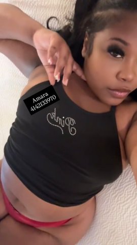 Milwaukee Outcall Female Escort — 5'9 Curvy - 1