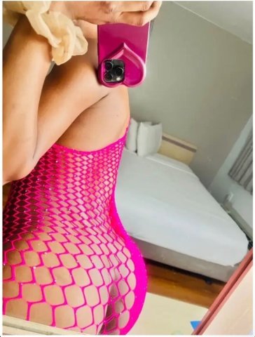 San Rafael CA In-Call Female Escort (24) - 1